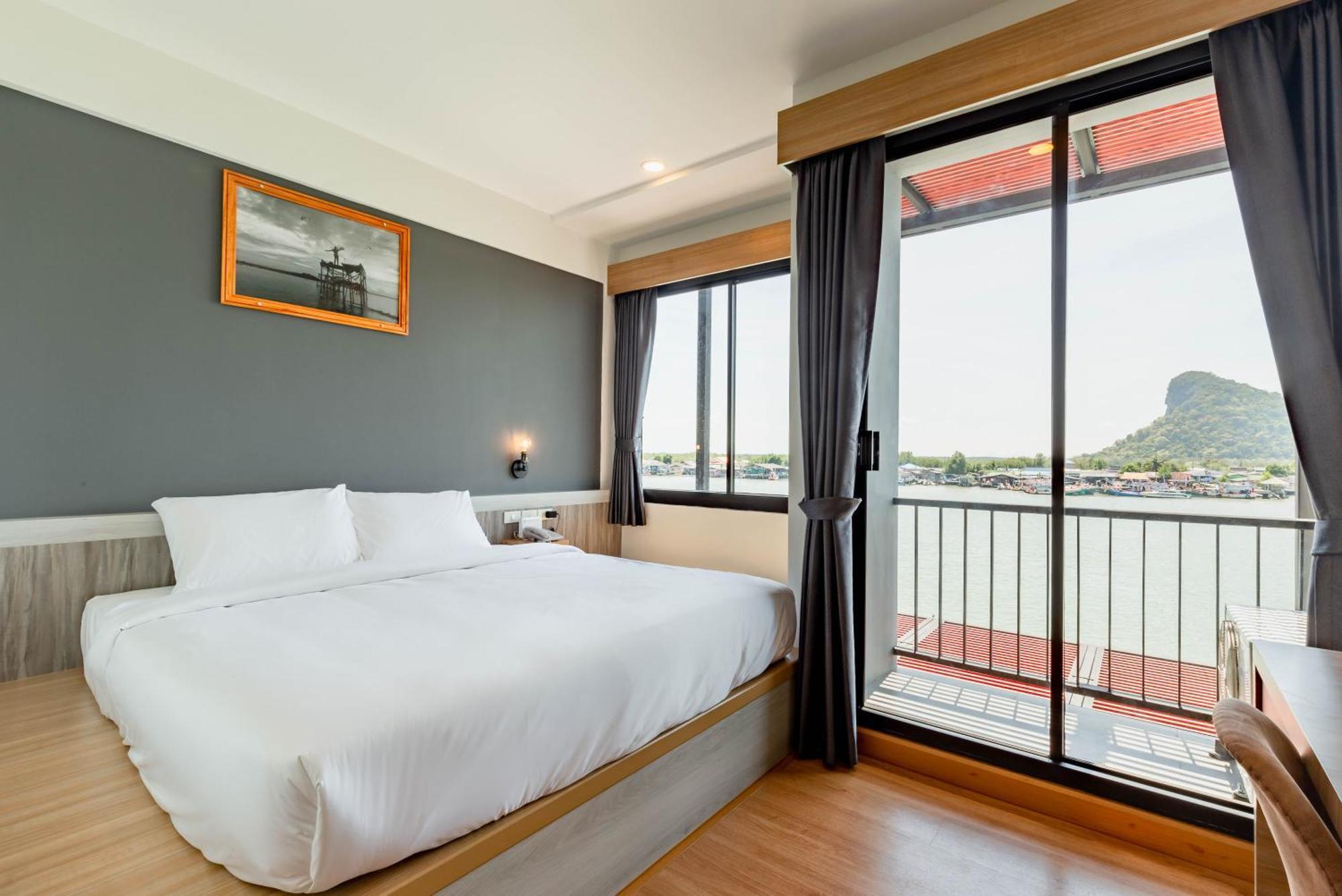 Hotel The Blue C Donsak Surat Thani Exteriér fotografie